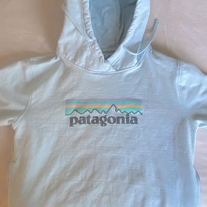 patagonia women’s sweatshirt size small
